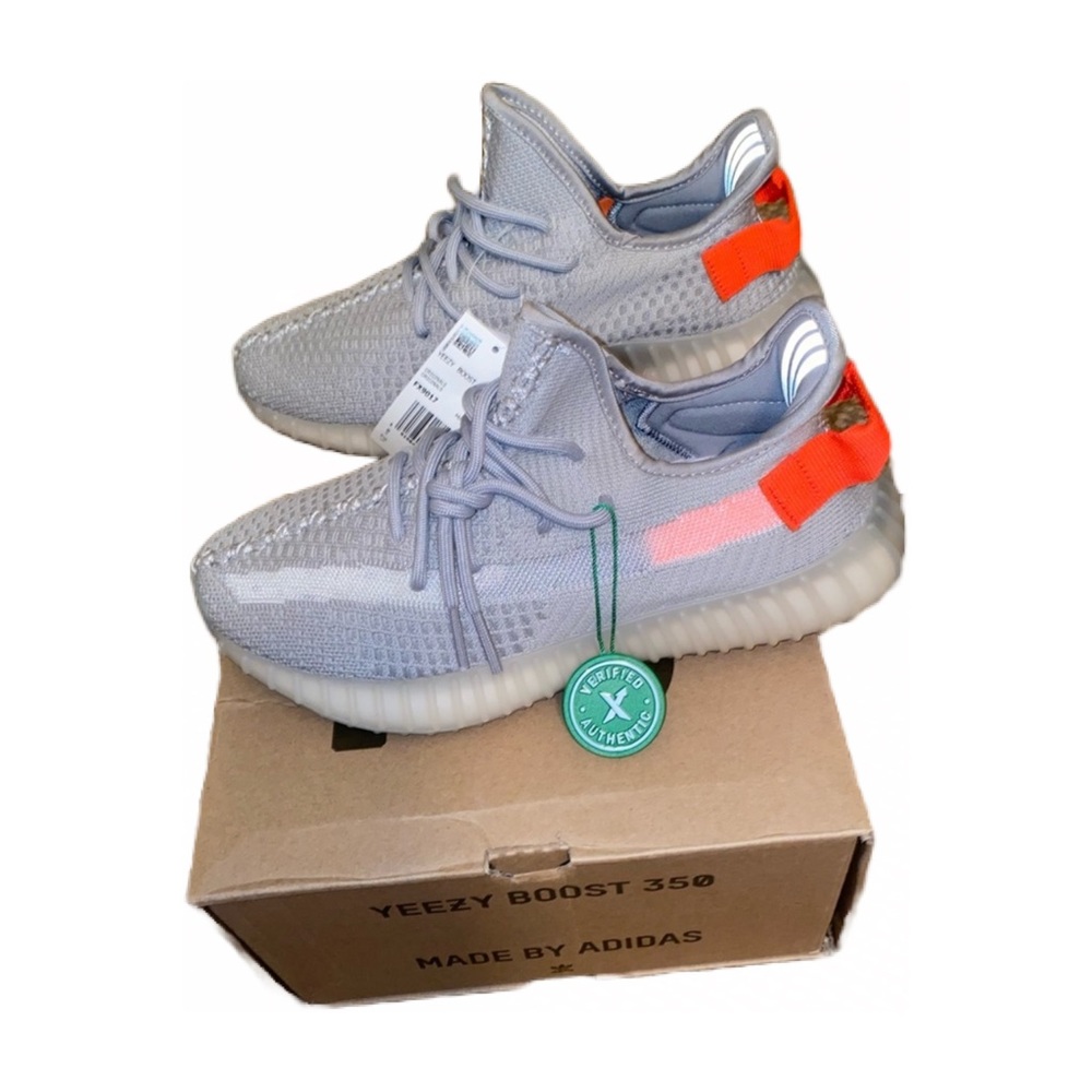 Adidas Yeezy Boost 350 V2